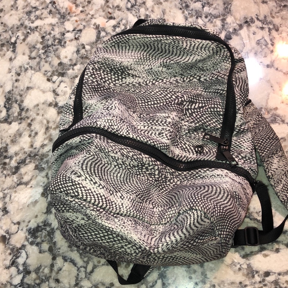 Lululemon perfect condition backpack